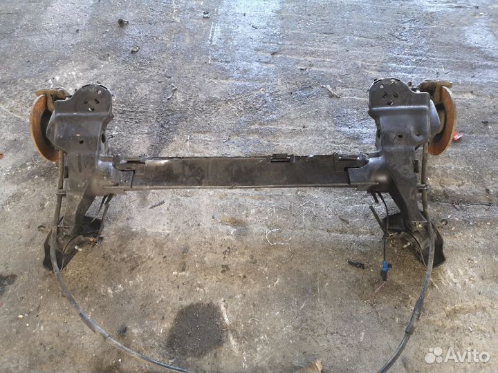 Балка подвески Peugeot 208 VF3CC