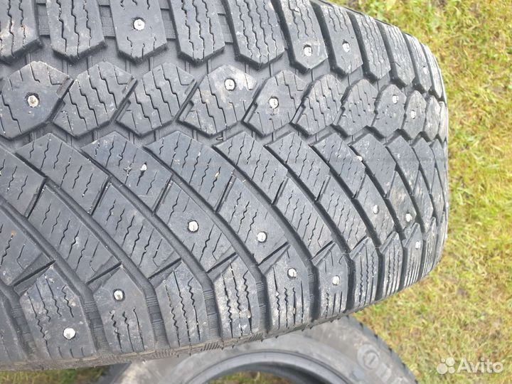 Continental ContiIceContact 235/65 R17