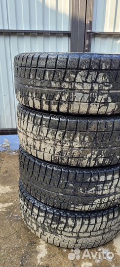 Bridgestone Blizzak Revo GZ 205/55 R16