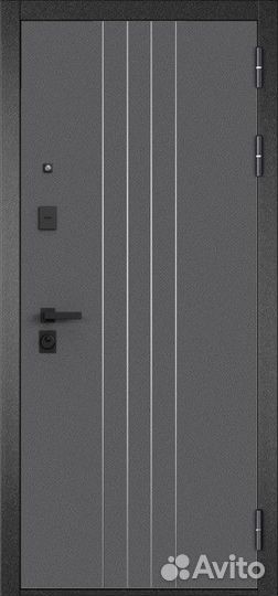 Дверь входная металлическая в квартиру