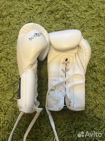 Боксерские перчатки 10 oz