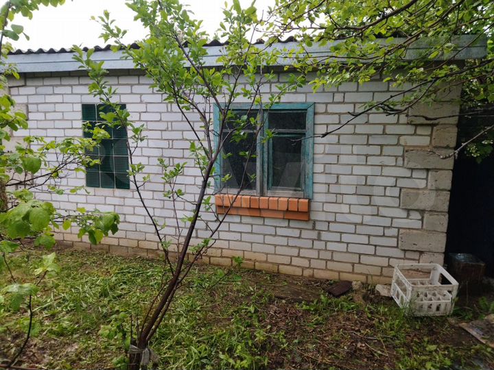 Дача 15 м² на участке 6 сот.