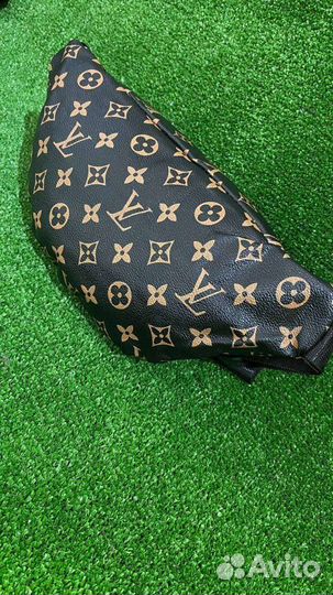 Сумка бананка Louis vuitton