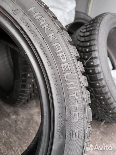 Nokian Tyres Hakkapeliitta 9 245/45 R19 19T