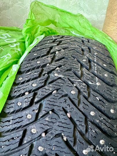 Nokian Tyres Hakkapeliitta 8 SUV 215/55 R17 98T