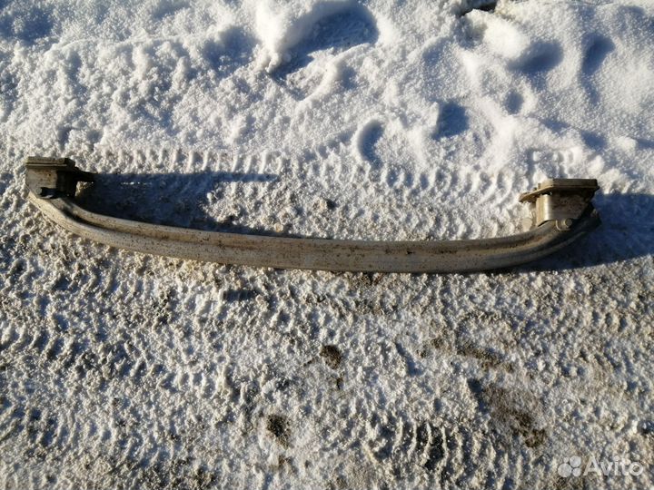 Усилитель бампера рено меган-2