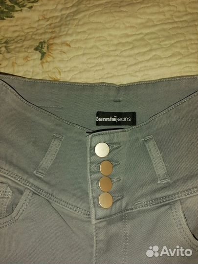 Джинсы женские