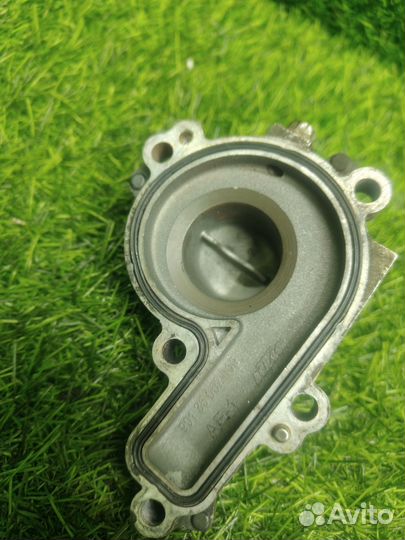 Крышка помпы KTM duke