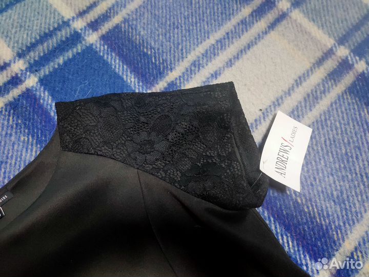 Женское платье черное 48 размер