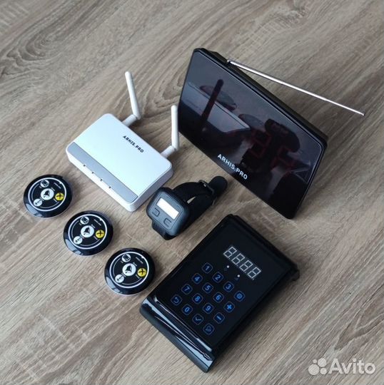 Кнопка вызова официанта комплект с часами и табло