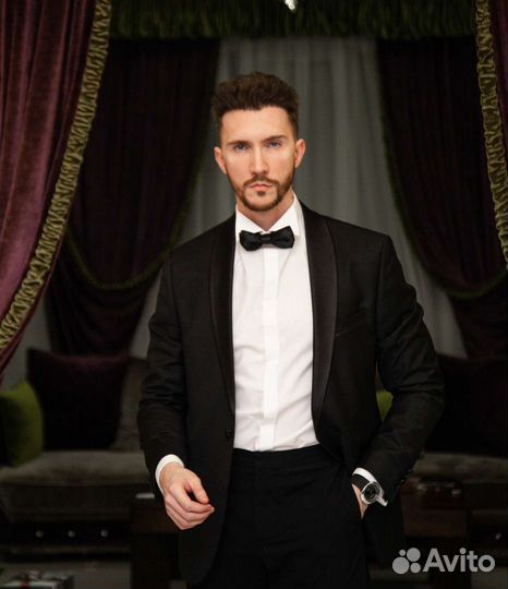 Ведущий. Диджей (в паре )