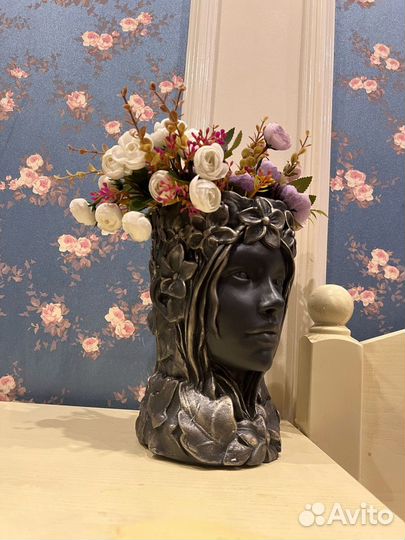 Ваза для цветов и сухоцветов 