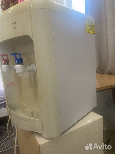 Кулер для воды