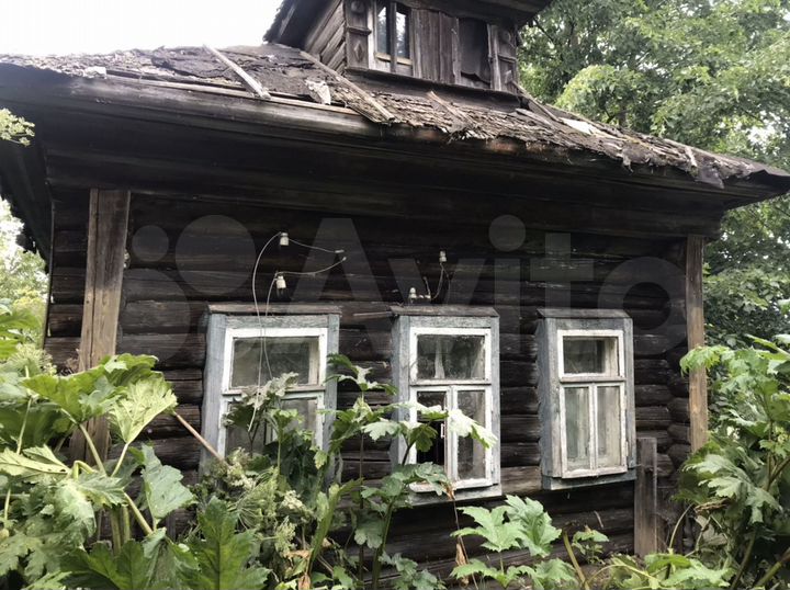 Дом 22,5 м² на участке 10,8 сот.