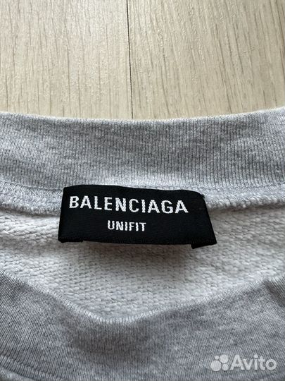 Balenciaga 3b logo sweatshirt