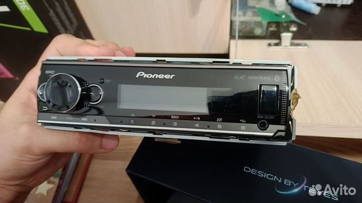 Pioneer автомагнитола MVH-S520BT (Процессорная)