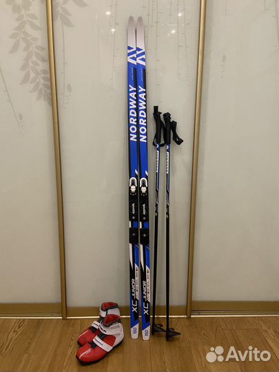 Лыжи Nordway 150 с палками и ботинками 35 р