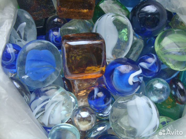 Разноцветные камешки