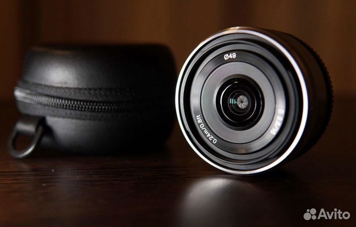Объектив Sony E 16mm f2.8 + ECU1 0.75x конвертор