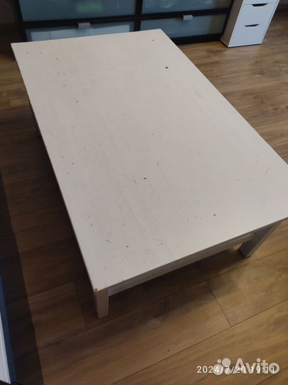 Журнальный стол IKEA Hemnes