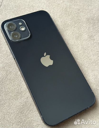 Телефон iPhone 12 64 гб