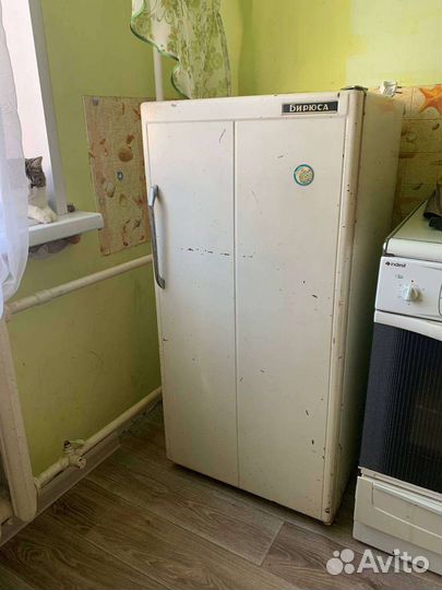 Холодильник Бирюса