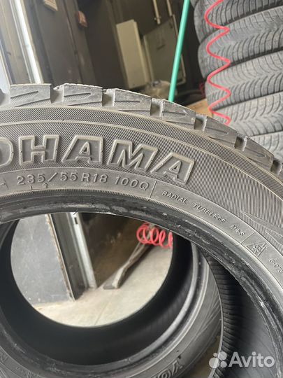 Yokohama Advan A039 235/55 R18