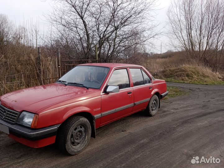Opel Ascona 1.6 МТ, 1986, 280 000 км