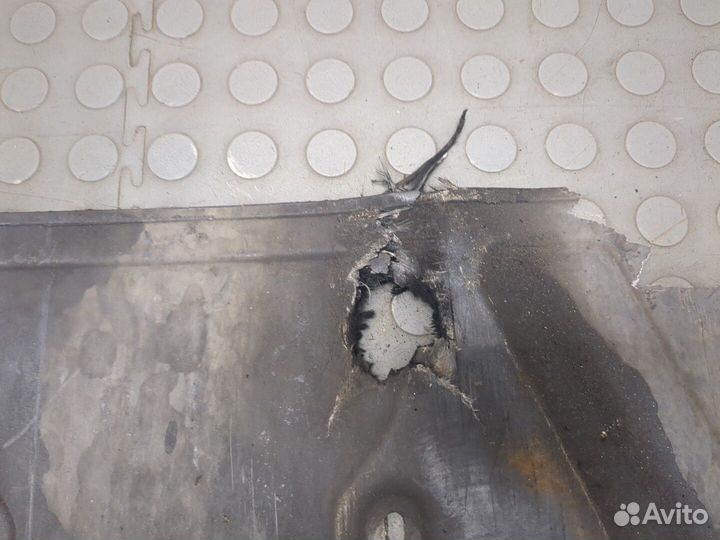 Защита моторного отсека BMW 7 E65, 2006