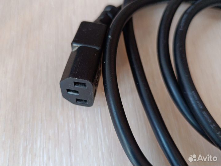 Сетевой кабель шнур для компьютера