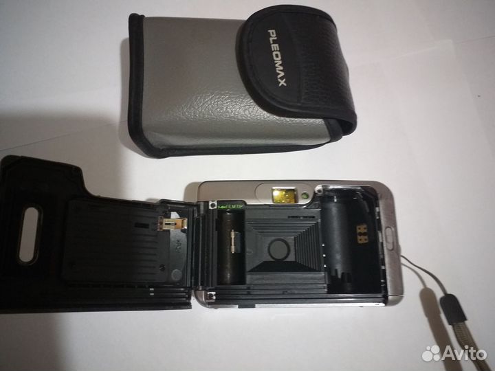 Пленочный фотоаппарат