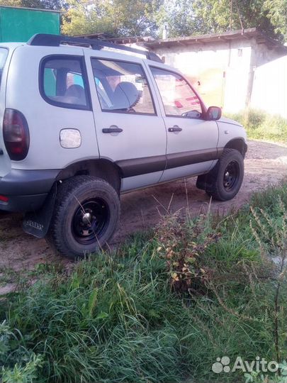 Chevrolet Niva 1.7 МТ, 2003, 150 000 км