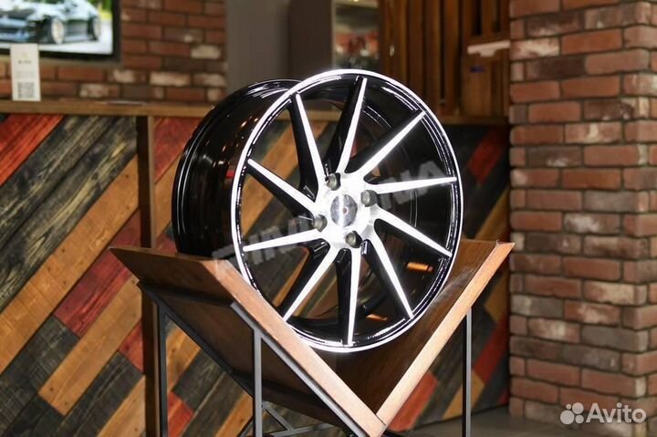 Литой диск в стиле vossen R17 5x114.3. Работаем с