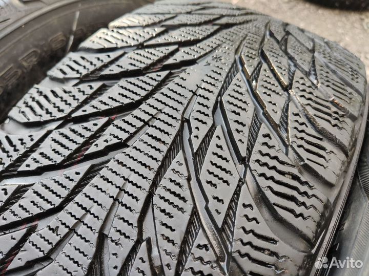 Nokian Tyres Hakkapeliitta R2 205/55 R16 94V