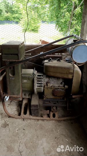 Генератор бензиновый армейский