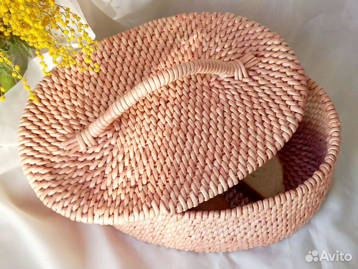 Хлебница плетеная