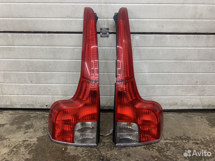 Volvo XC90 06 - Комплект задних фонарей Рест