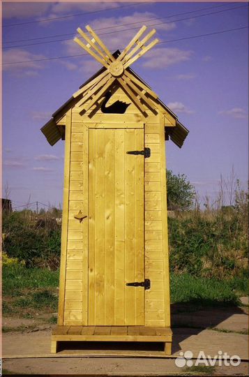 Уличный туалет деревянный Ш323