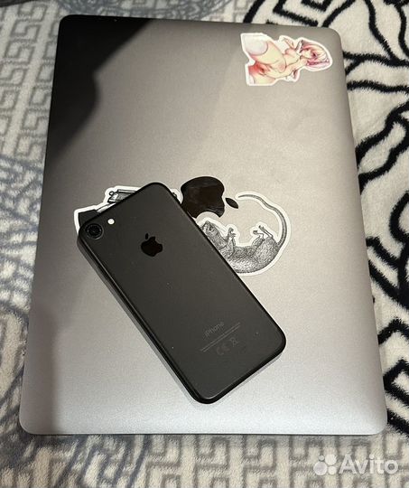 iPhone 7, 128 ГБ