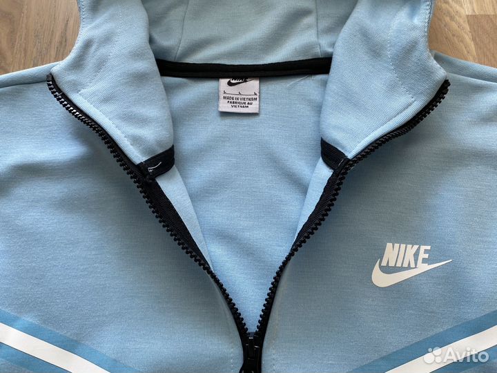 Спортивный костюм Nike Tech Fleece