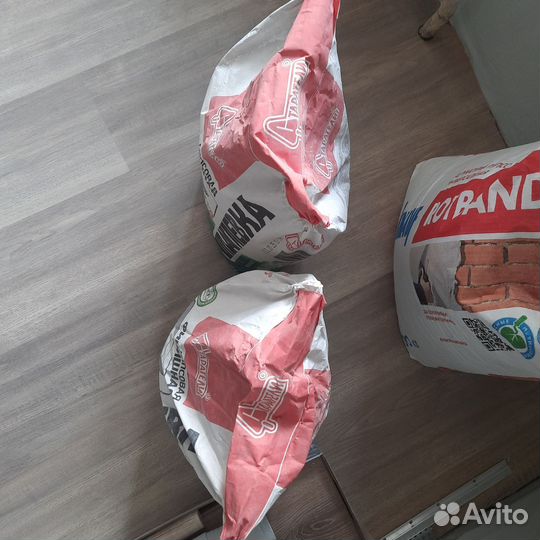 Гипсовая шпатлевка Старатели/клей флизелиновый