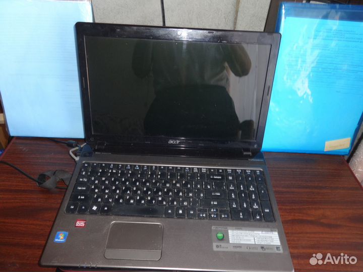 Ноутбук Acer Aspire 5560G 500GB HDD 8GB оперпамять