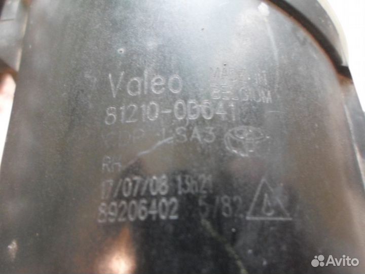 Фара противотуманная правая Toyota Camri. 2008г. R