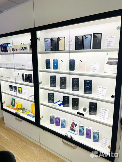 iPhone 12, 64 ГБ