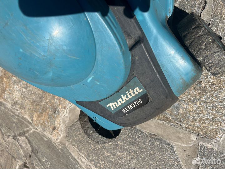 Газонокосилка электрическая