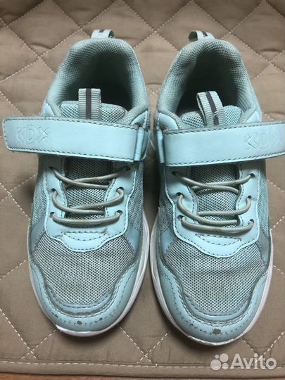 Кроссовки, разные размеры