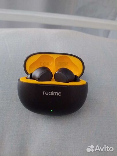 Realme buds t100