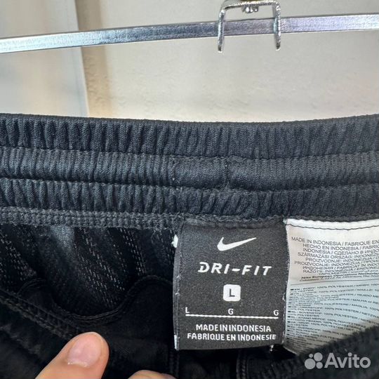 Спортивные штаны Nike размер L Оригинал