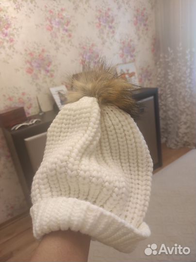 Женская шапка