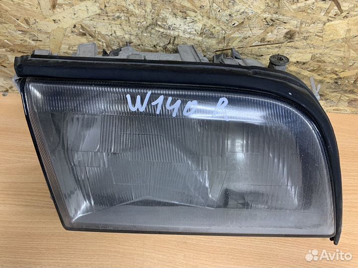 Фара передняя правая Mercedes w140